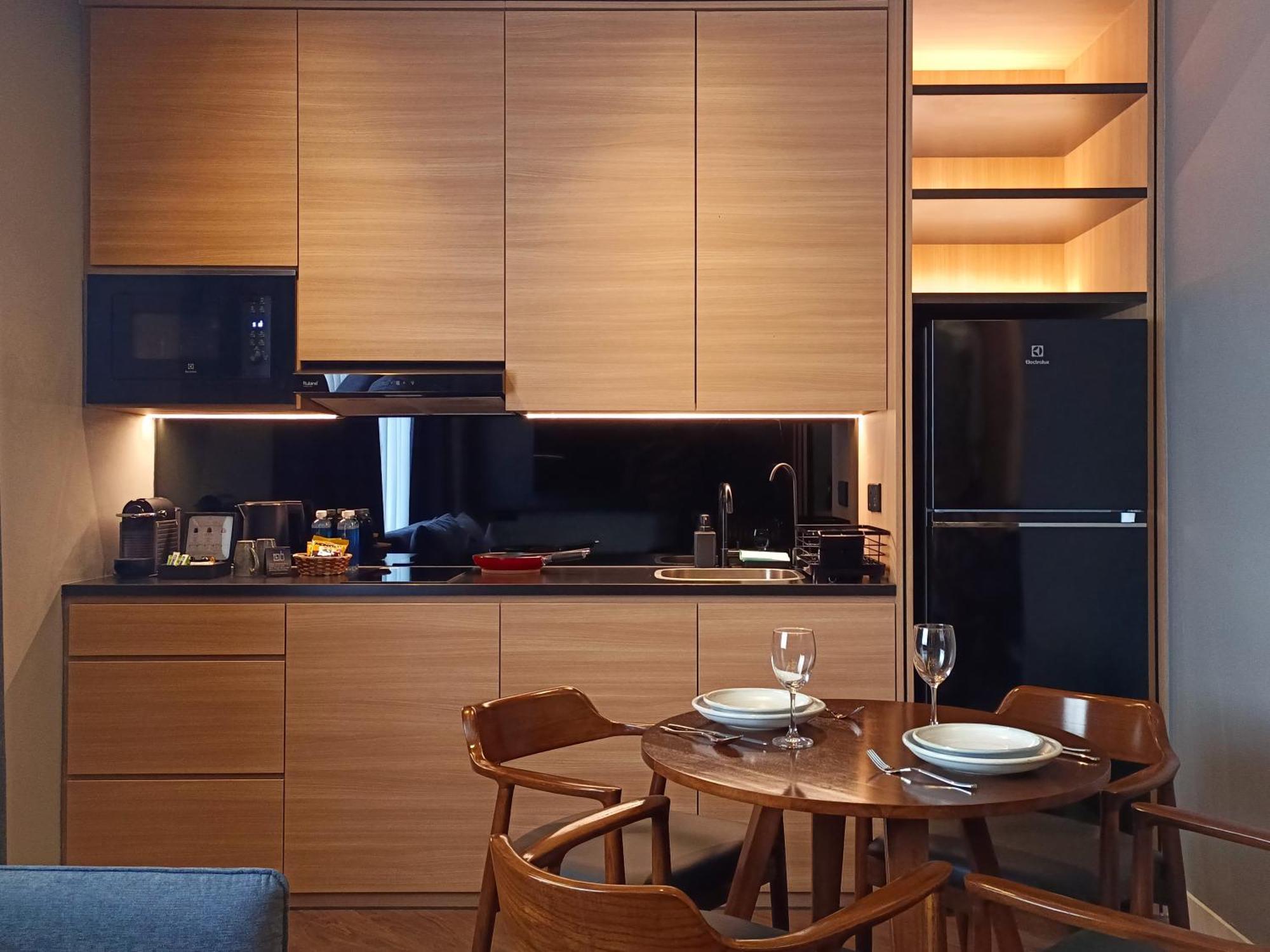 Hotel Royal Signature Kuala Lumpur Exterior photo A kitchen in a serviced apartment in Singapore
