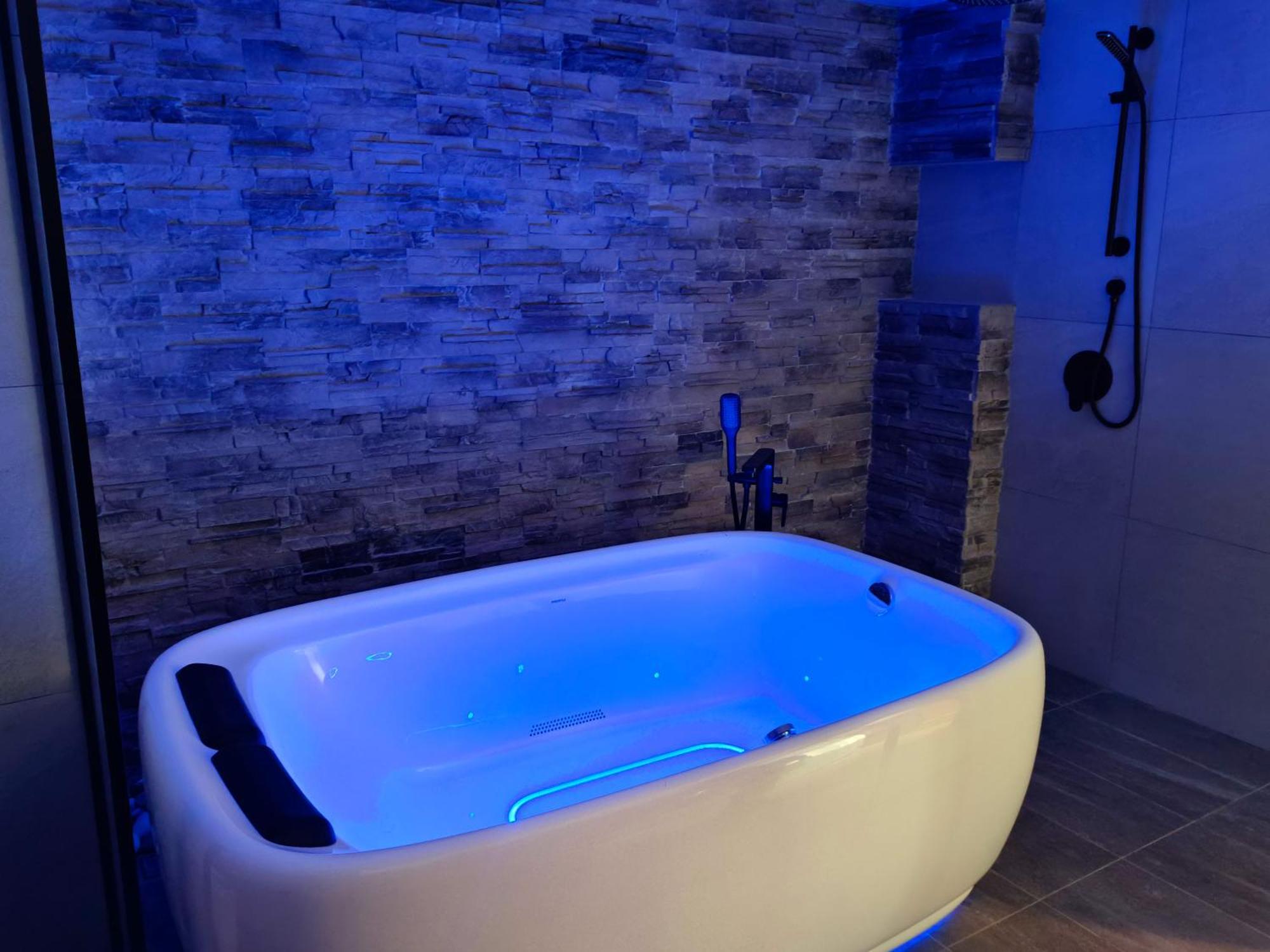 Hotel Royal Signature Kuala Lumpur Exterior photo A sensory deprivation tank